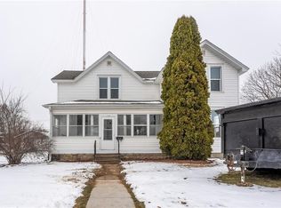 1034 Warren St, Chippewa Falls, WI 54729