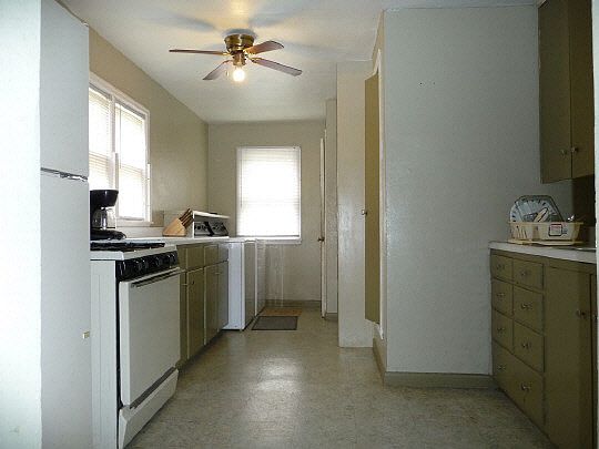 2nd image of 211 Greenview Ave W