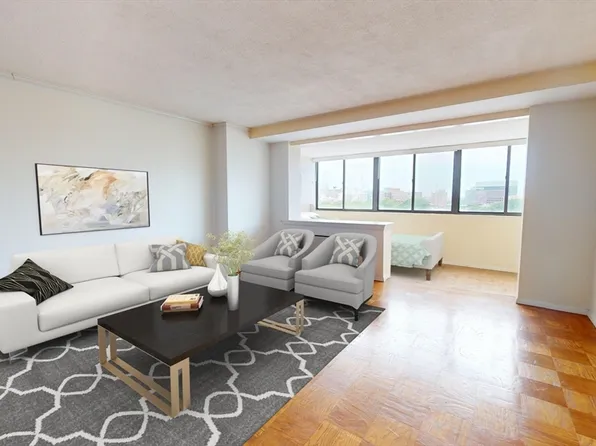 6 Whittier Pl APT 7B, Boston, MA 02114