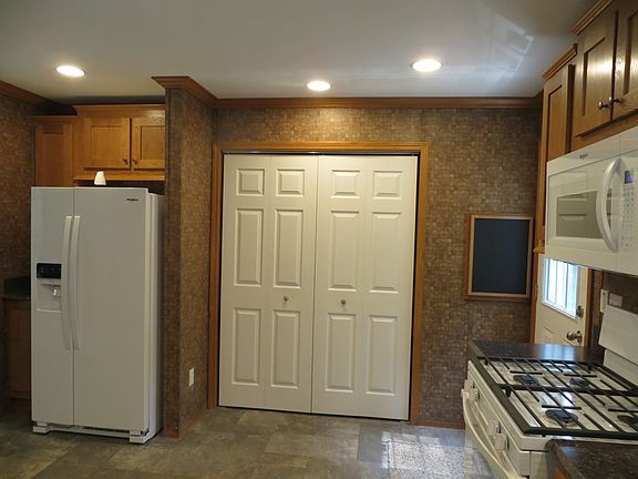 Enclosed laundry area