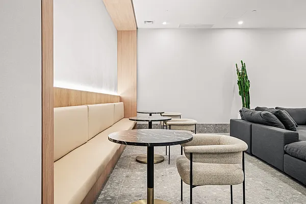 Rented by Nooklyn NYC LLC | media 21