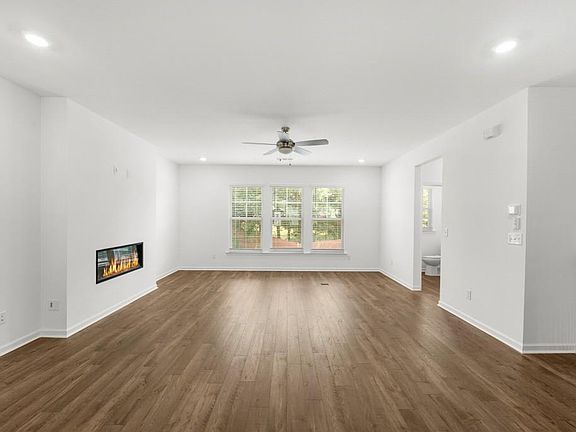 4th image of 6230 Kenbrook Dr