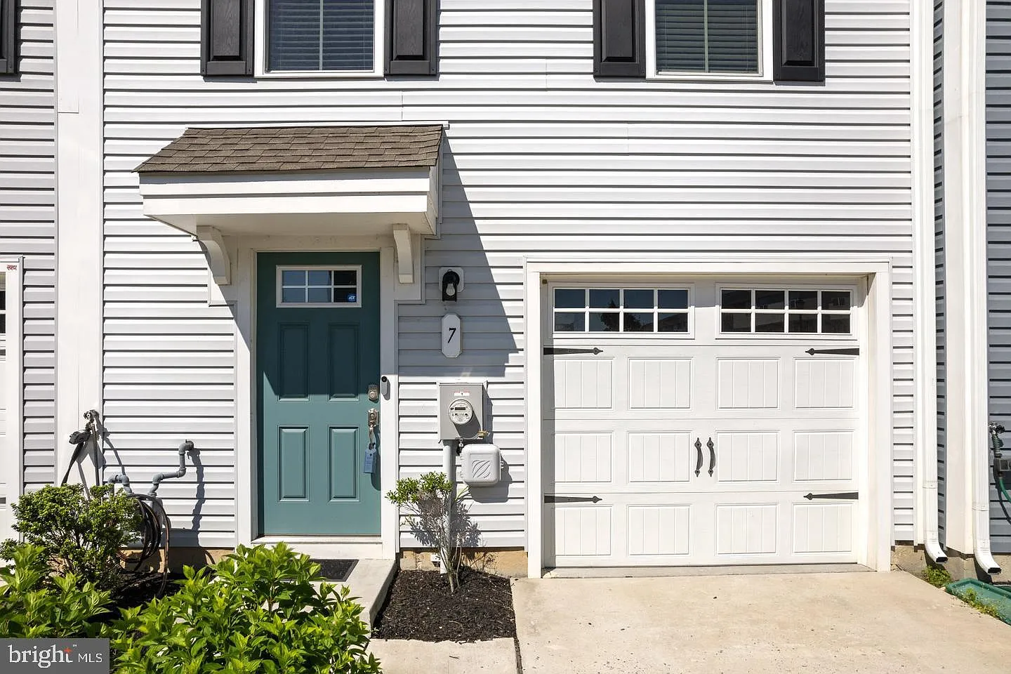 3 bed, 2.5 bath, 1600 sqft, $2,900 — Photo 3
