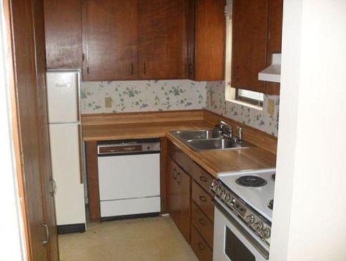 4th image of 1504 Pine St APT A