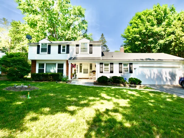 28907 Farmington Rd, Farmington Hills, MI 48334