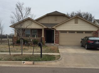 2500 Fountaingrass Rd, Oklahoma City, OK 73128
