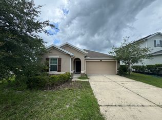 604 Champion Ridge Dr, Daytona Beach, FL 32124