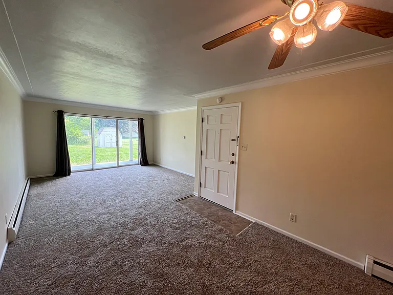 855 N Madison Ave #2 — Photo 3