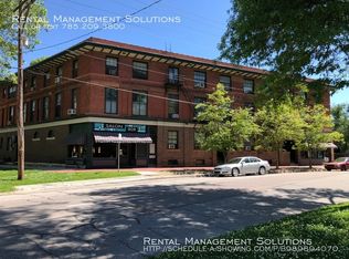 806 SW 12th St APT 15, Topeka, KS 66612