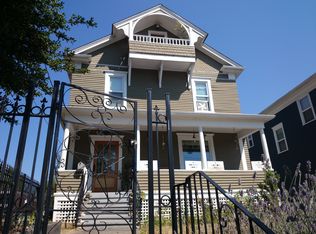 352 17th Ave, Seattle, WA 98122