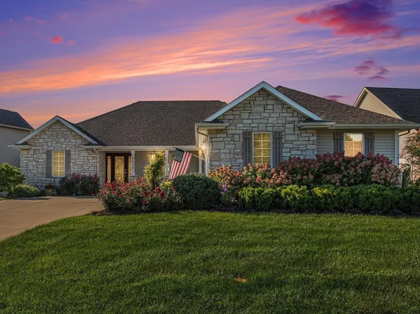 4635 Starboard Dr, South Bend, IN 46628