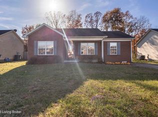 834 Tecumseh Dr, Shepherdsville, KY 40165