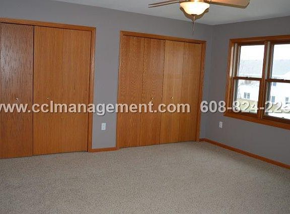 3rd image of 624 S Burr Oak Ave