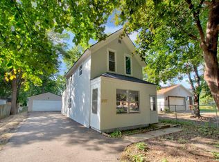 1897 Birmingham St N, Maplewood, MN 55109
