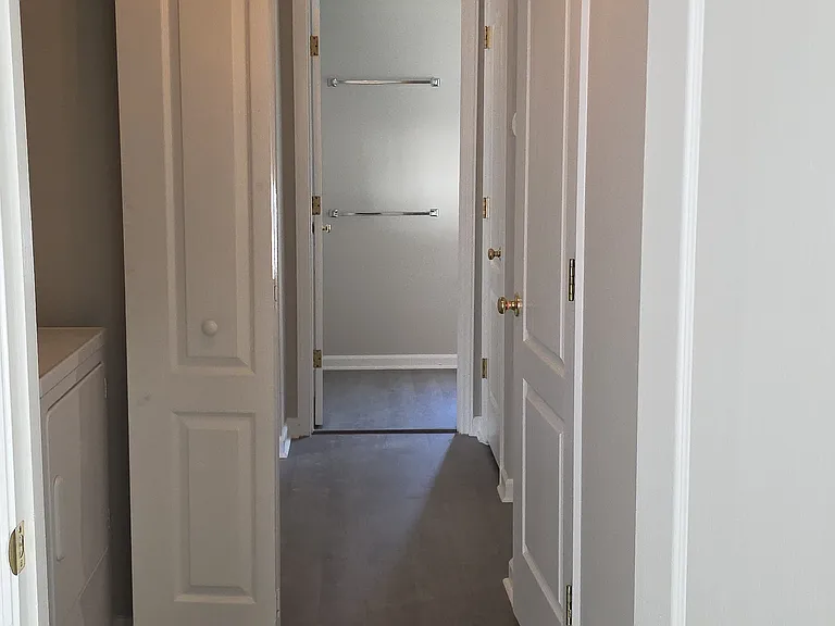9213 Sulkirk Dr — Photo 22