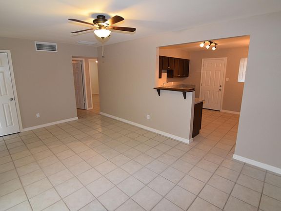 5th image of 2934 W GLENROSA Avenue