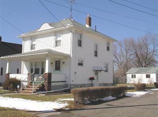 902 W 14th St, Lorain, OH 44052