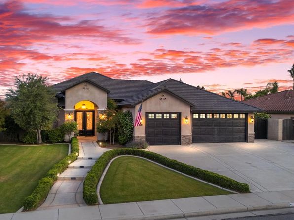 13417 Coco Palm Ct, Bakersfield, CA 93314