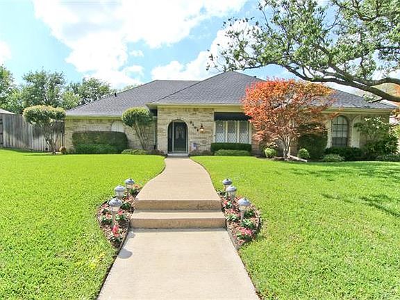 2nd image of 3309 Canyon Valley Trl