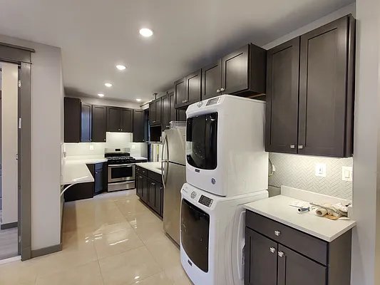 Rented by Signature Property Realty | media 26