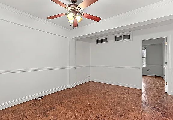 2nd image of 3210 Arlington Ave APT 1K