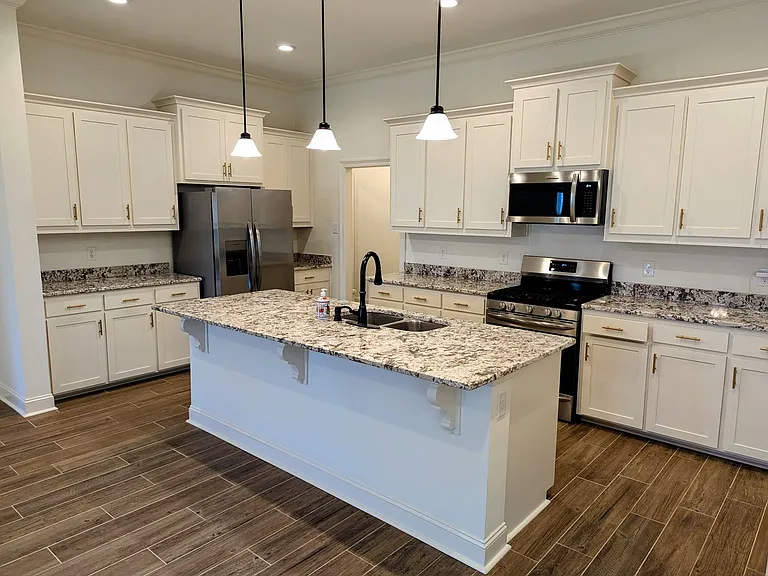 213 Preston Rose Ln — Photo 4