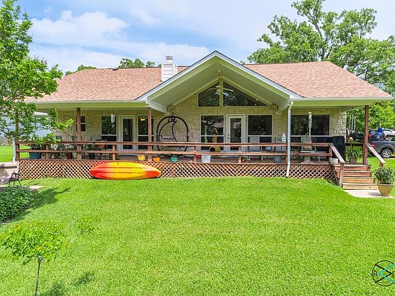 2nd image of 104 Shadywood Pl