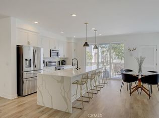 2021 Placentia Ave, Costa Mesa, CA 92627