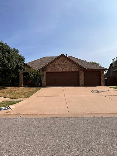 5904 NW 160th St Photo 1