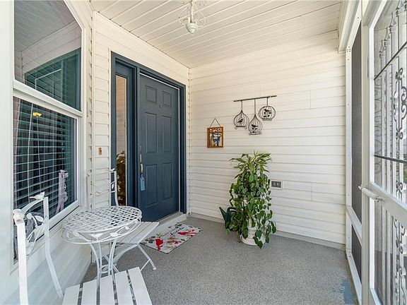 4th image of 1257 Oak Forest Dr