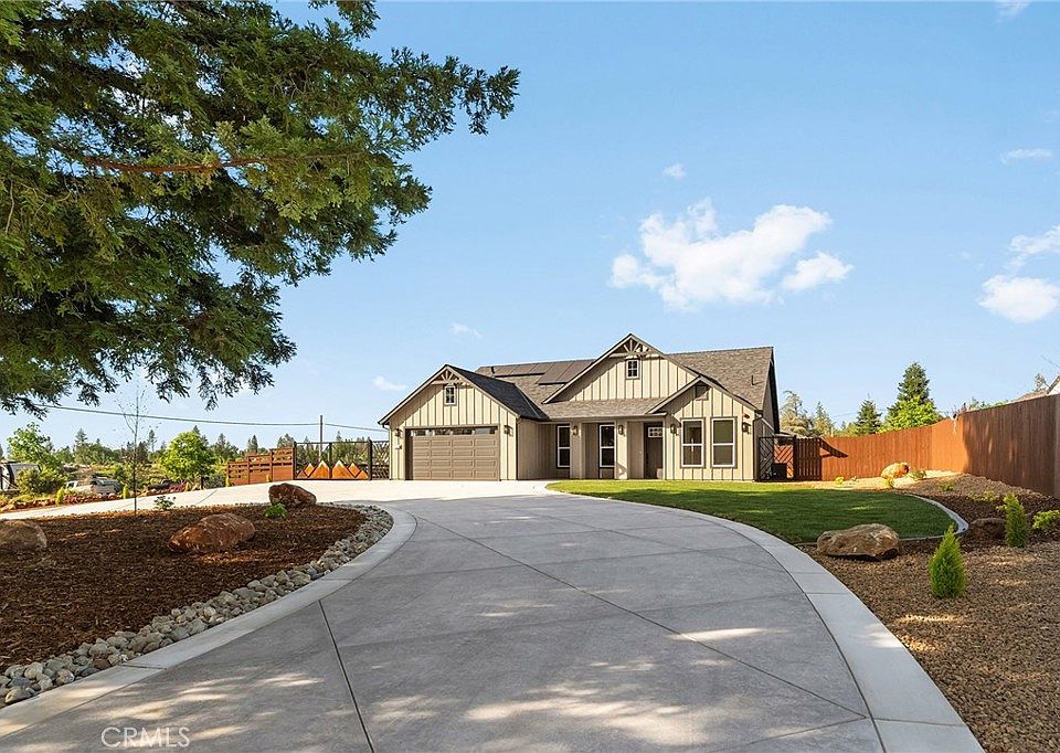 1st image of 2207 De Mille Rd