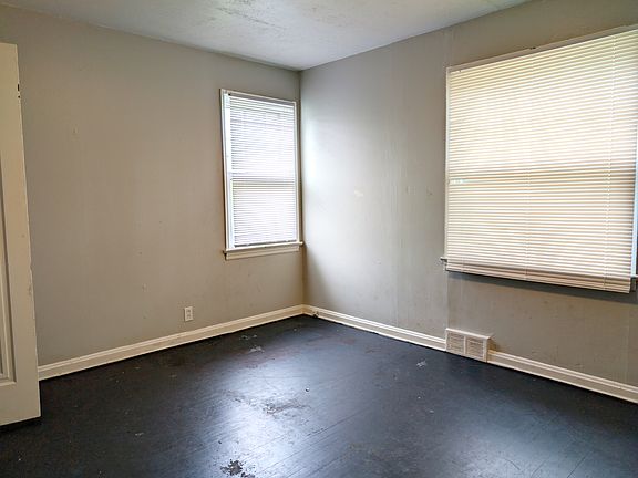 2nd image of 7470 Sharon Dr #1