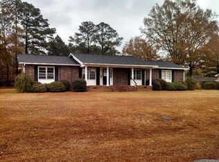 109 Woods Ter, Greenwood, SC 29646