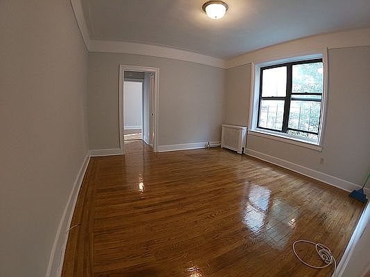 5th image of 35-25 34th St #C1