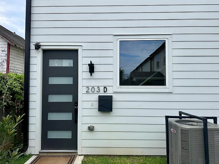 203 Danna Ln #D — Photo 22