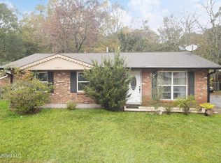 15616 Belmont Dr, Biloxi, MS 39532