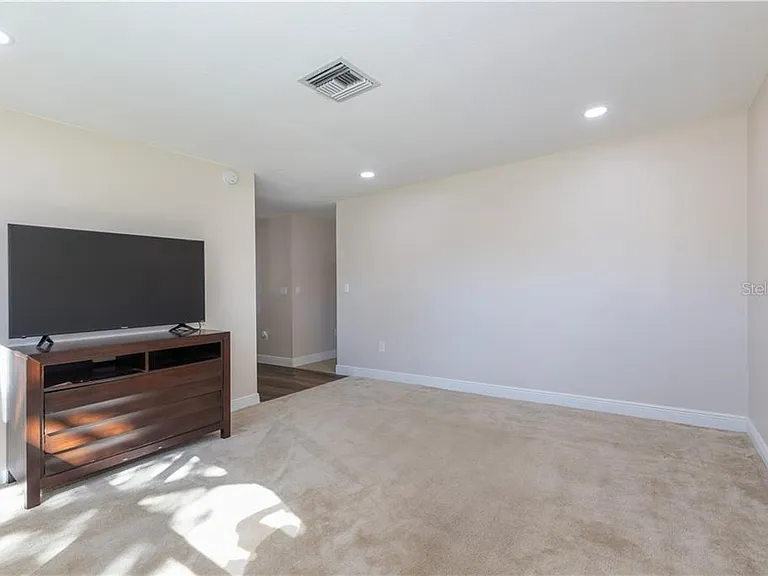 4711 Ridge Point Dr — Photo 22