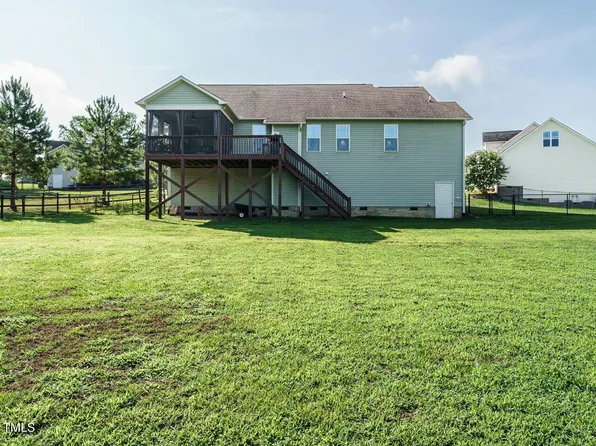 26 Cherrywood Dr, Angier, NC 27501