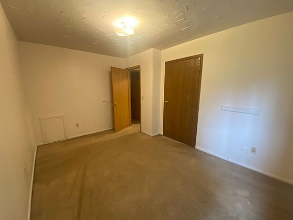 5th image of 100 E 13th Ave APT A