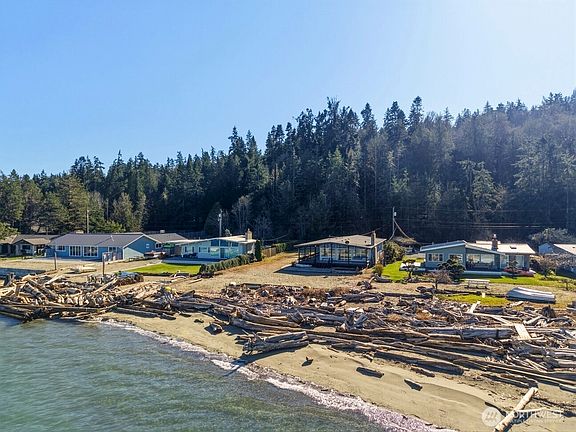 2nd image of 903 Port Susan Terrace Road