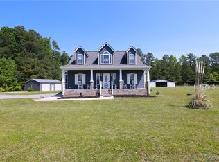 11924 Willow Farm Dr, Ashland, VA 23005