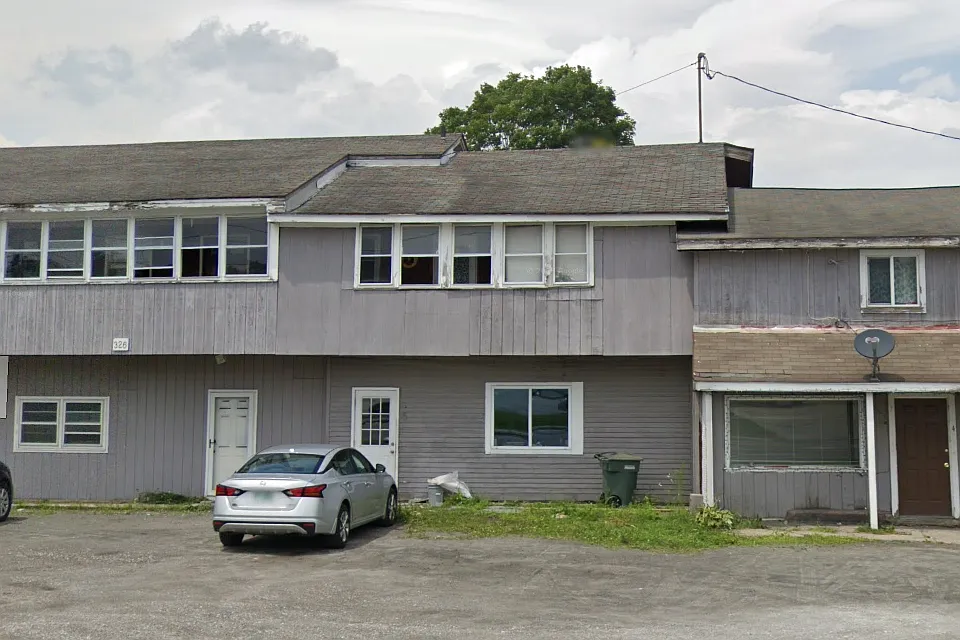 326 Main St #1