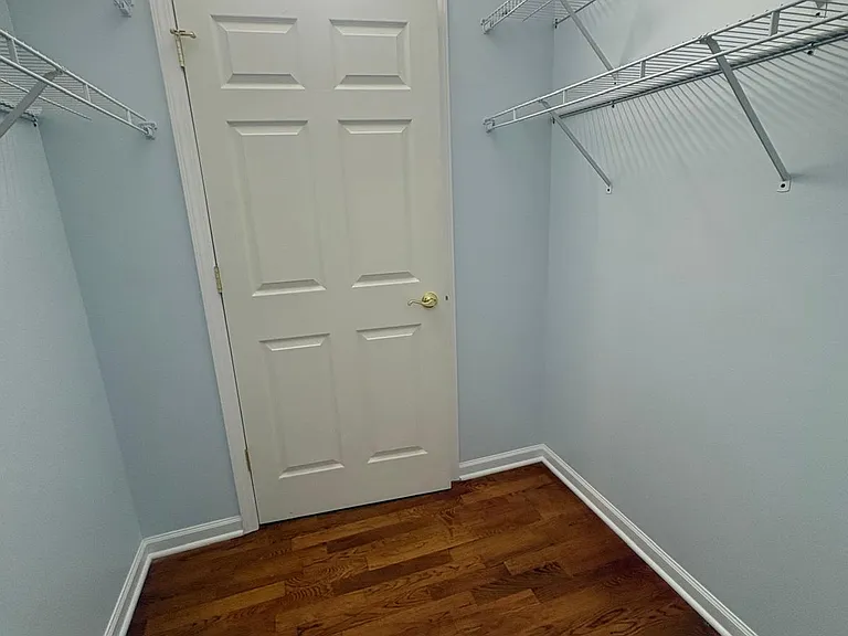 8000 Kilpatrick Ave #2B — Photo 12