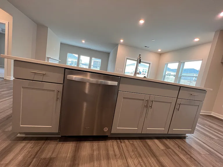 9850 Festival Way — Photo 10