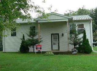 4012 Cash Dr, Jackson, MI 49201