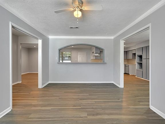 3rd image of 4507 Sage Cir