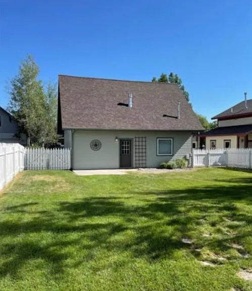 4517 W Babcock St — Photo 3