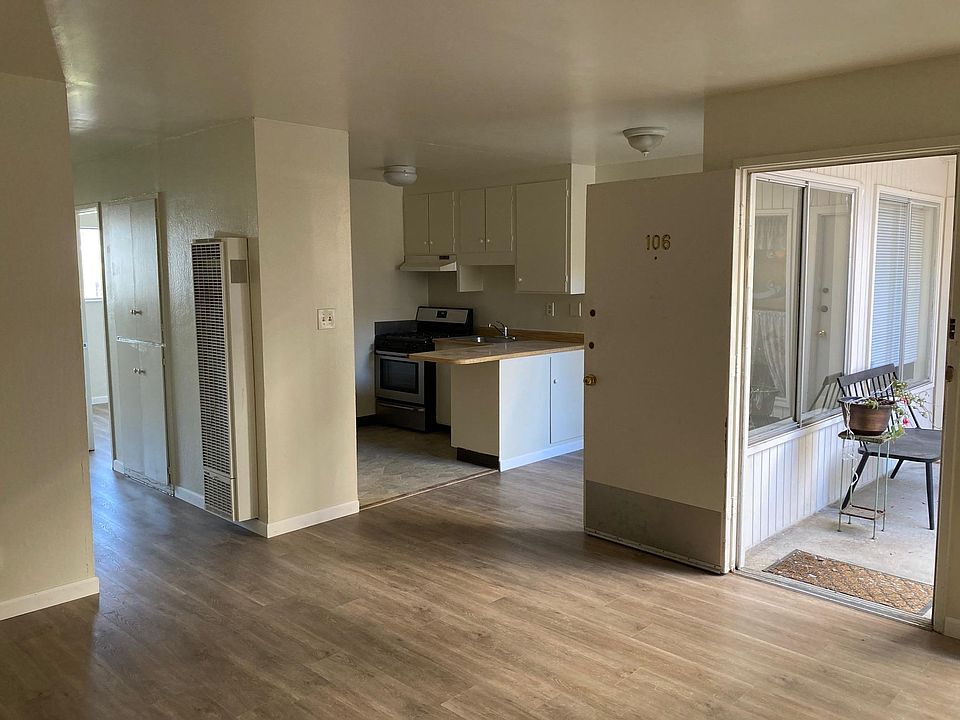 1st image of 870 Grove St #106