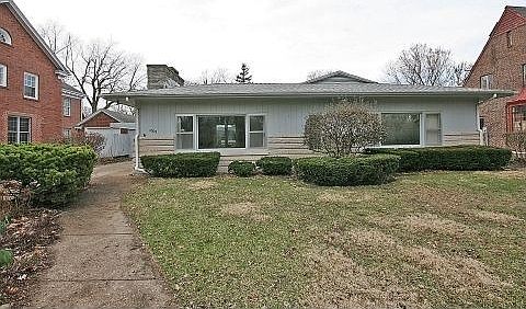 2nd image of 1009 S Douglas Ave