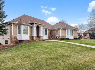 1673 Isabella Pkwy, Chaska, MN 55318